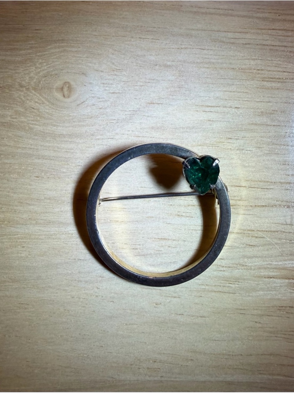 Vintage Silver Circle Brooch with Heart-Shaped Green Stone